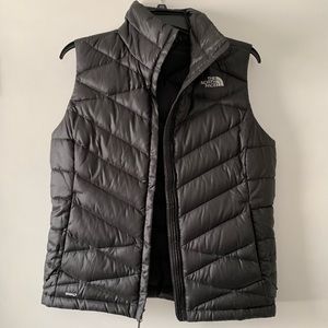 North face bubble vest